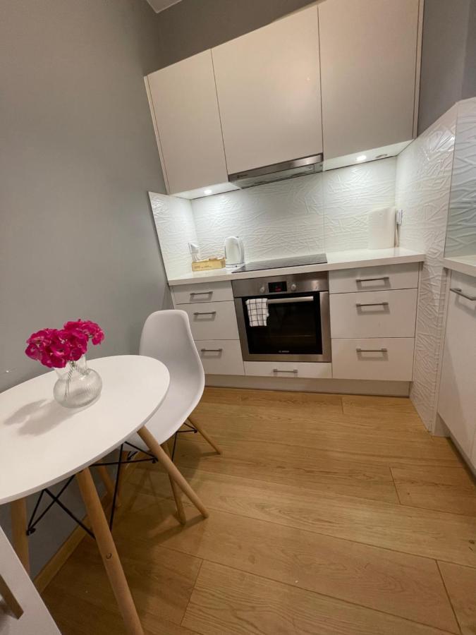 Apartamenty Warszawa Centrum Wlodarzewska 30 Екстериор снимка
